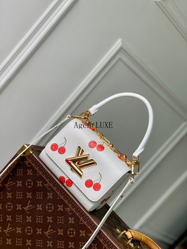 Louis Vuitton Twist X Epi LV Twist