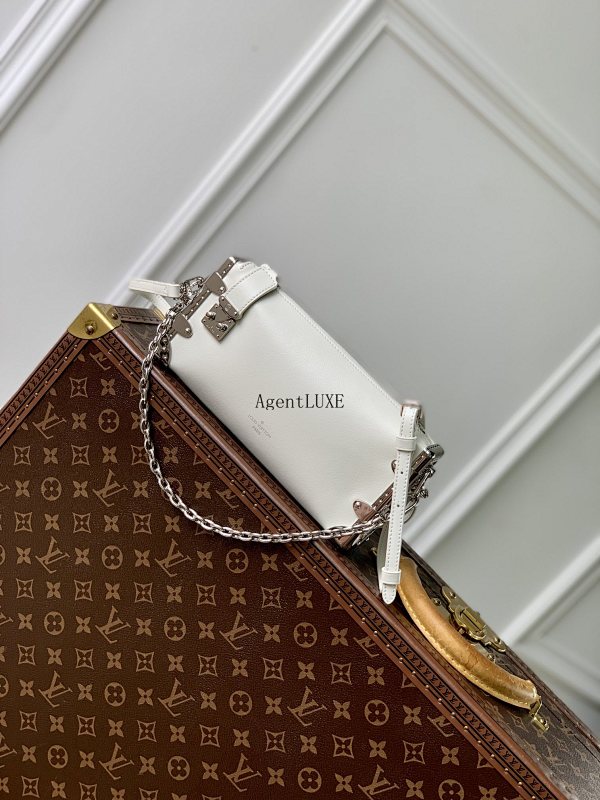 Louis Vuitton Slim Trunk S-lock