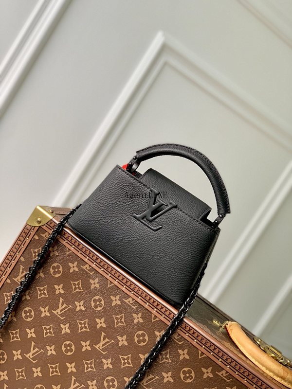 Crossbody bag from Agentluxe