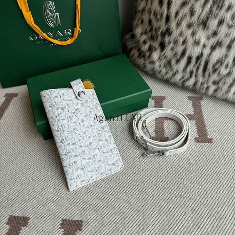Goyard crossbody bag