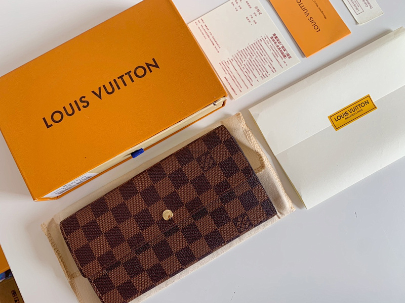 Louis Vuitton coin purse