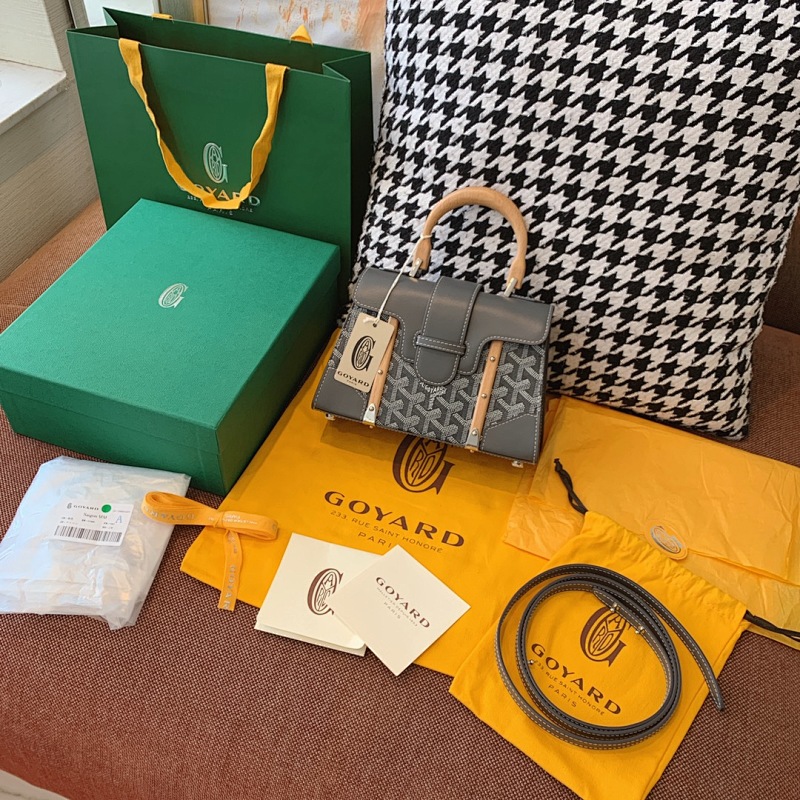 Goyard Mini Saigon 21 9 14cm