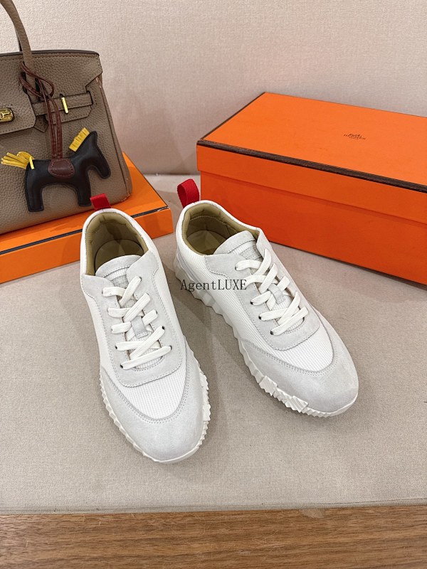 Bouncing New Arrival