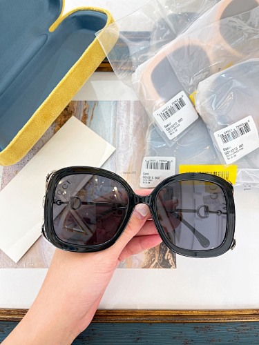 Gucc Model GG1021S Size 56 18-135