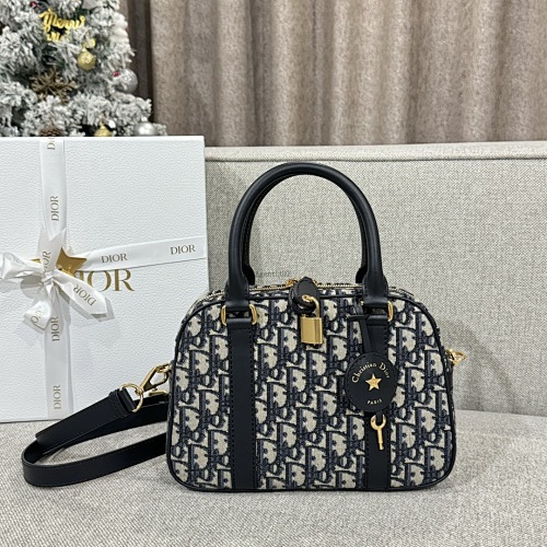 Crossbody bag from Agentluxe