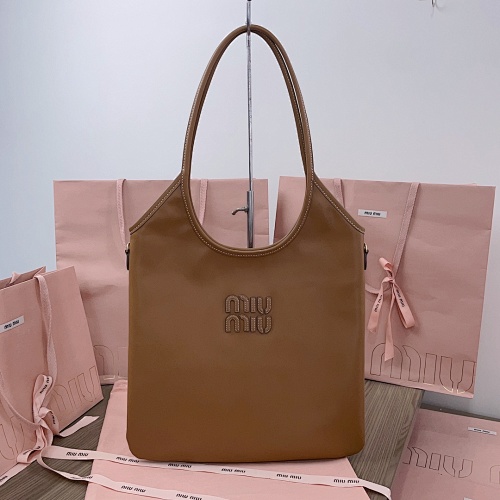 Miu Logo 35 X 40Cm