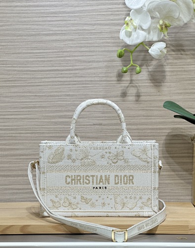 Crossbody bag from Agentluxe