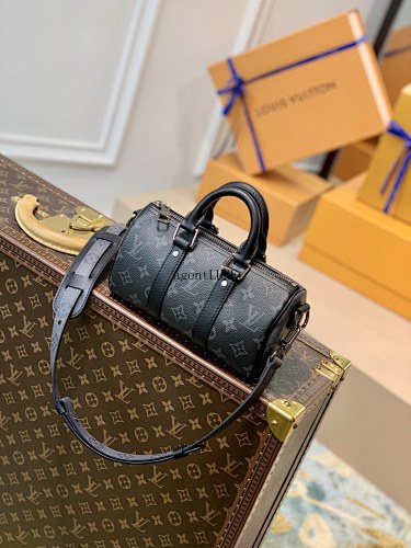 Louis Vuitton Keepall XS Monogram 21 X 12 X 9
