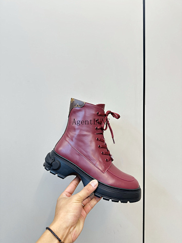 Louis Vuitton Squad Monogram +