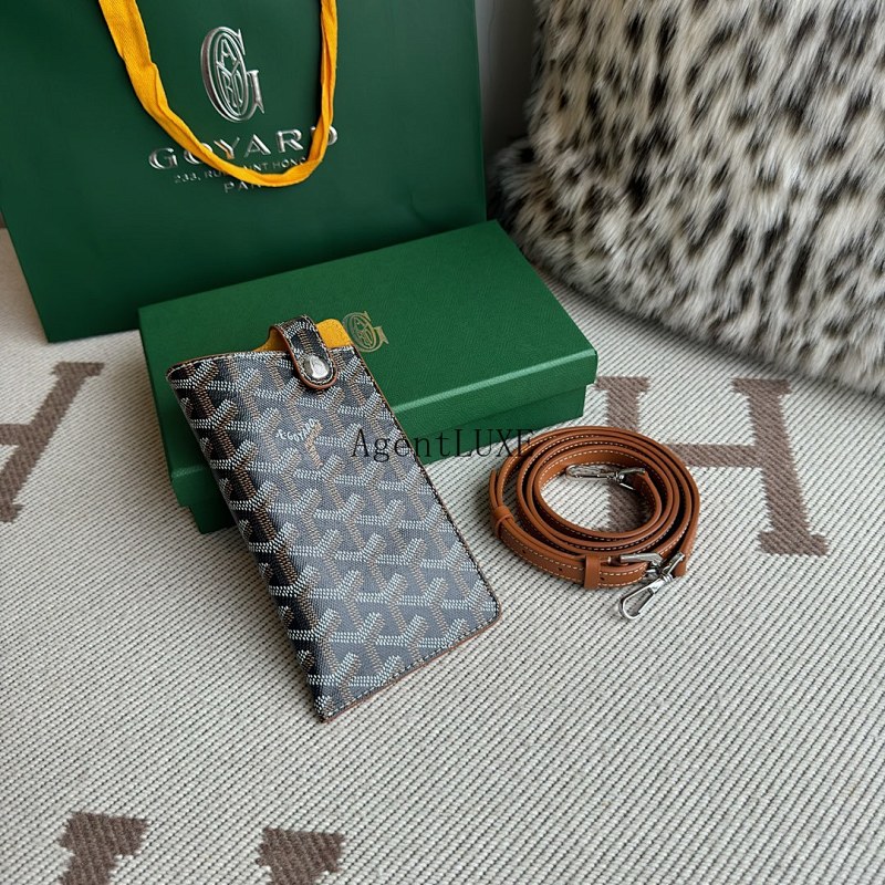 Goyard crossbody bag