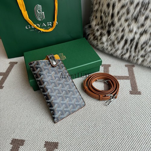 Goyard crossbody bag