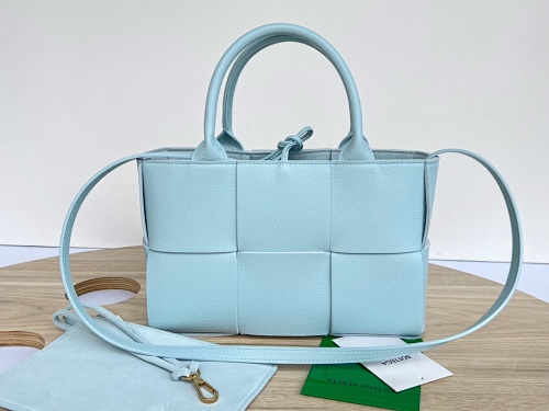 B Mini Tote 25X16x8