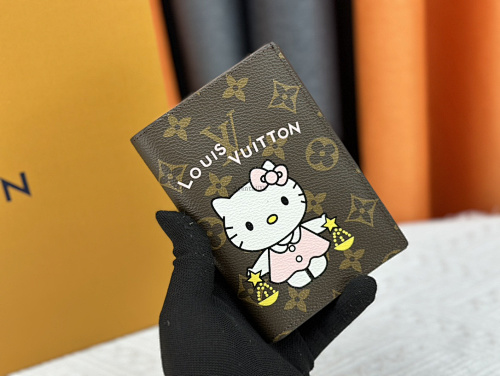 Louis Vuitton Vivienne Holidays Vivienne Monogram 10X14X2.5