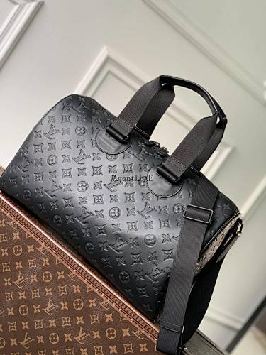 Louis Vuitton Speedy Bandouliere Speedy 40 Kim Jones LV Logo 40x25x19cm