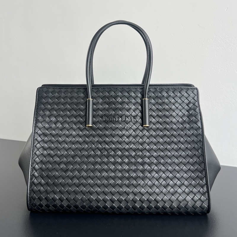 Barbare Tote 13 + Hold