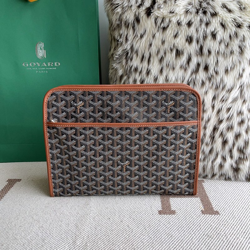 Goyard clutch