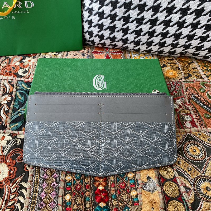Goyard bag