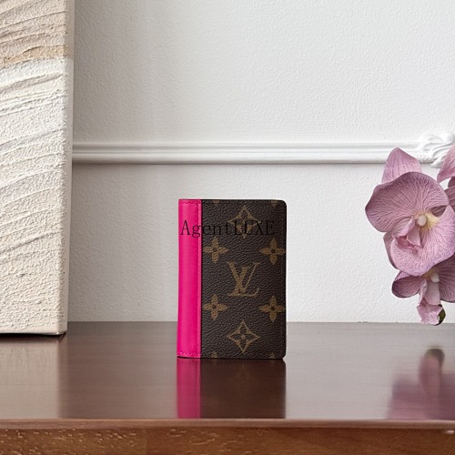 Louis Vuitton card holder