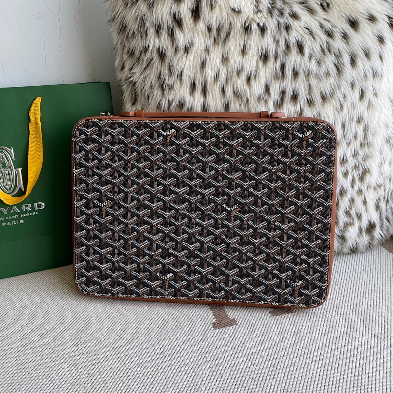 Goyard Universal Companion