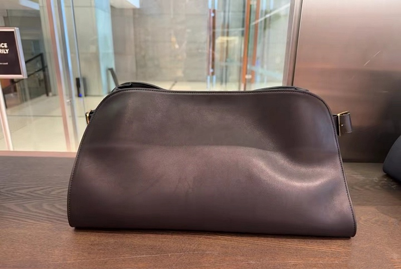 𝐓𝐇𝐄 𝐑𝐎 Margaux EQ Clutch