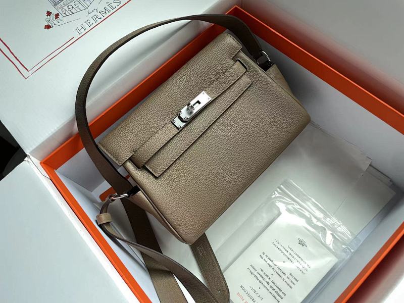 Kelly Messenger
