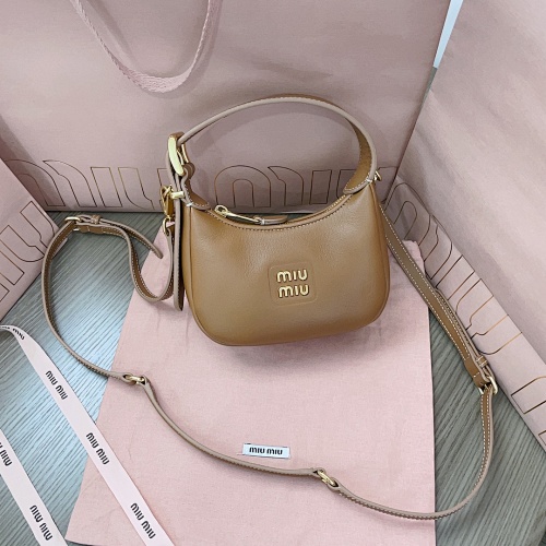 Miu Hobo Logo 17X15.5X5.5Cm