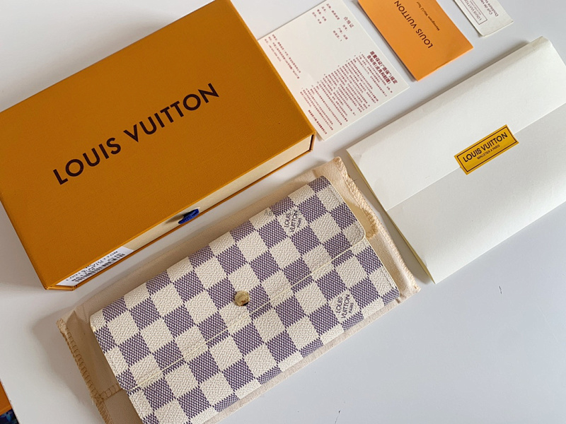 Louis Vuitton coin purse
