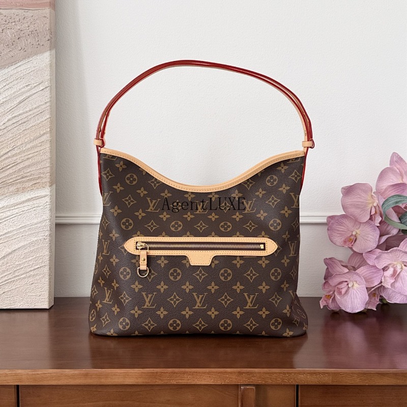 Louis Vuitton shoulder bag