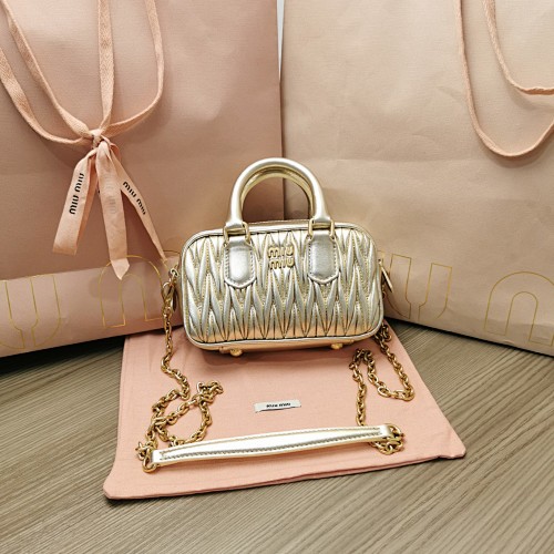 MiuMiu Too Pretty Matelasse MiuWander 17X10.5X5CM