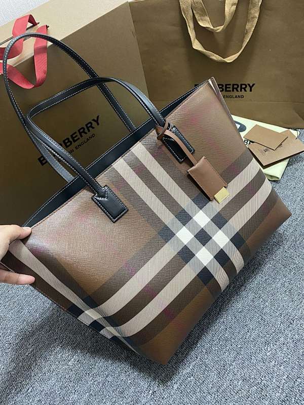 Tote bag from Agentluxe