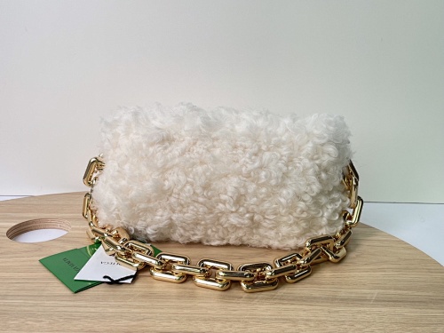 B The Chain Pouch 31x12x16cm