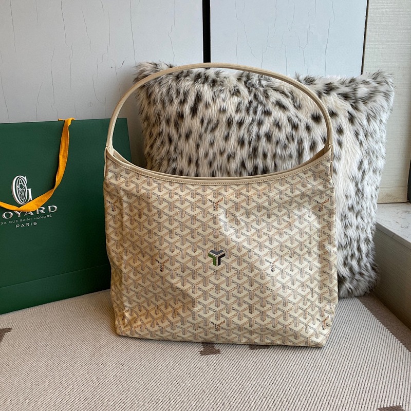 Goyard shoulder bag