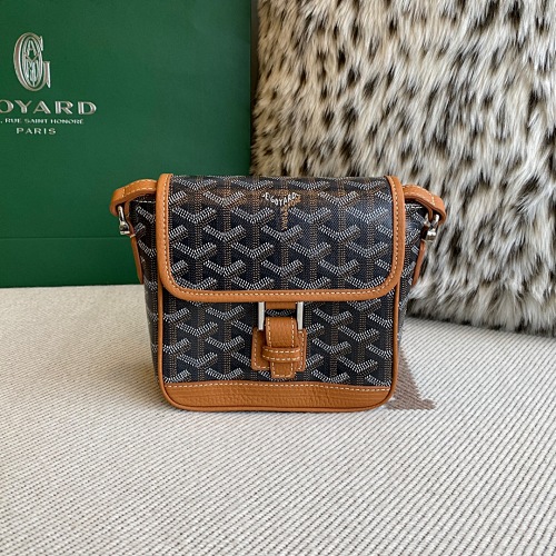 Goyard Beluga Mini