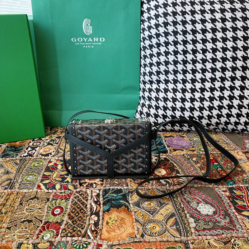 Goyard bag