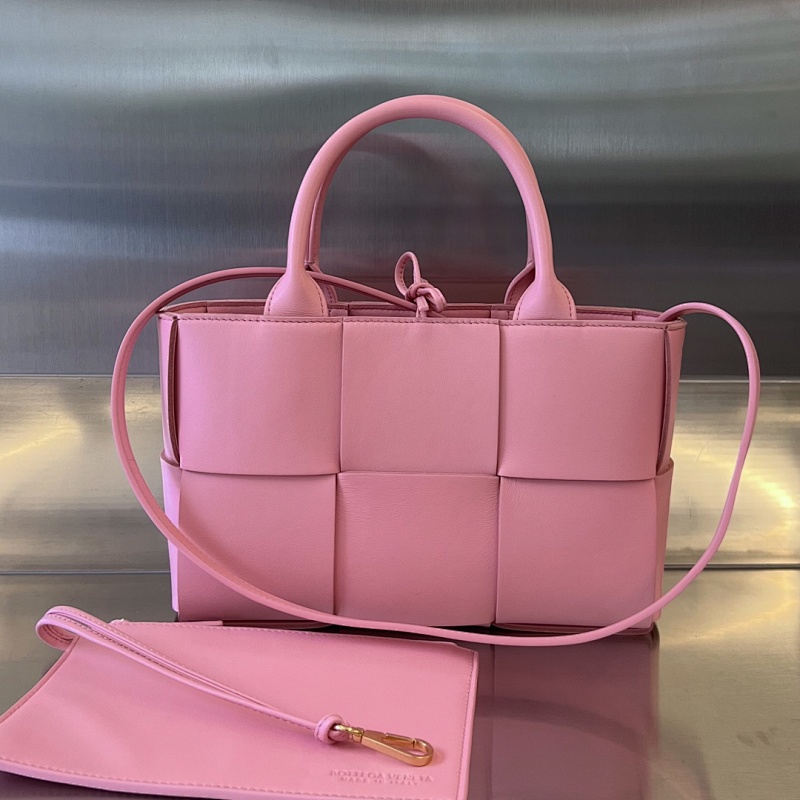 B Mini Tote 25X16x8