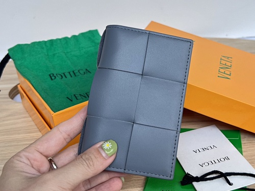 Card holder from Agentluxe