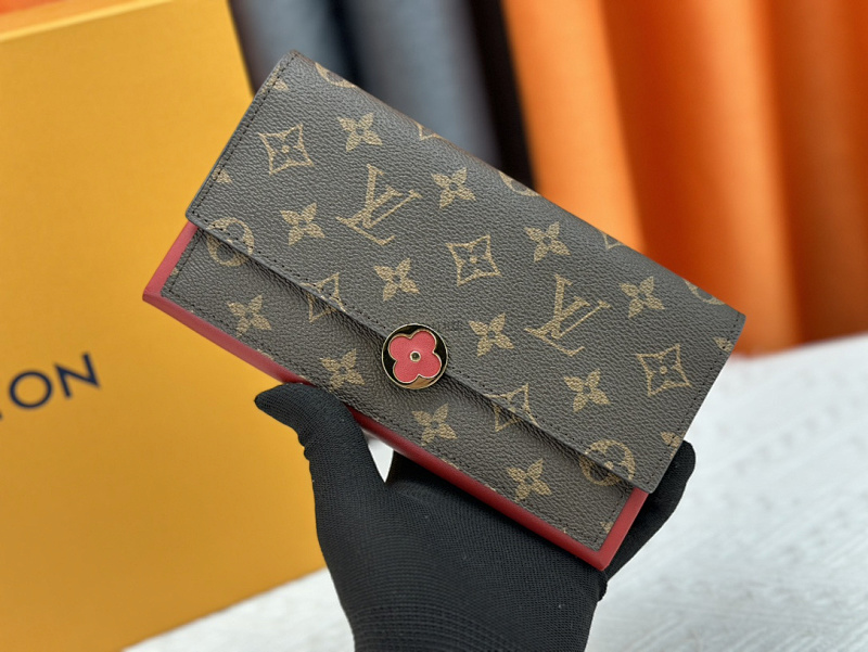 Louis Vuitton Flore Monogram Flower 1