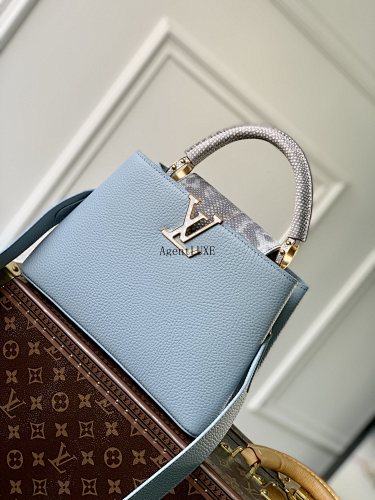 Capucines Monogram Flower Size 27 X 18 X 9cm