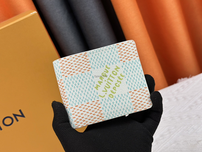 Multiple Pharrell Williams Damier Heritage Damier Marque L.Vuitton Déposée