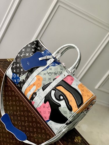 Louis Vuitton Keepall Bandouliere45 Monogram LV Portrait Monogram 45 27 20 Cm