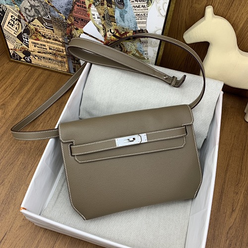 Hermès Kelly Depeches 25cm Epsom 18