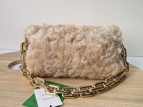 B The Chain Pouch 31x12x16cm