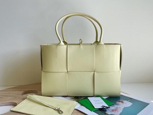 Tote bag from Agentluxe
