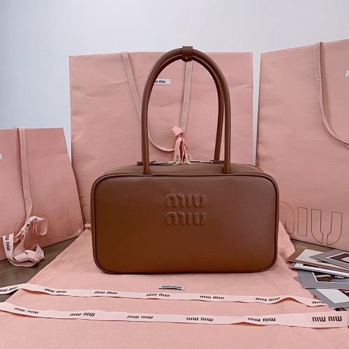MiuMiu 29X17X9cm