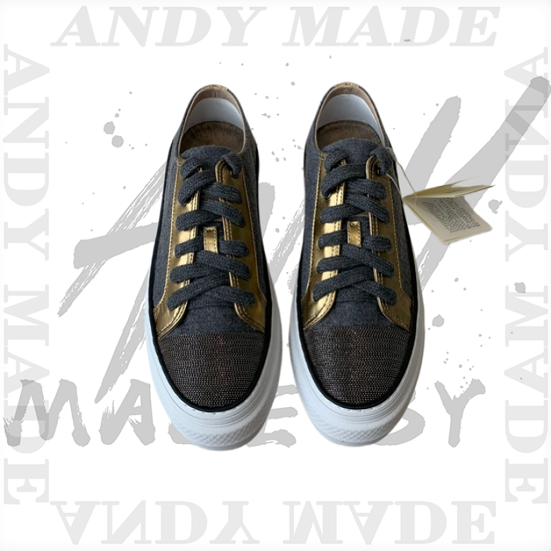 Classic Retro SneakersItem ID