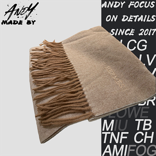 Burberry ScarfI Tem ID