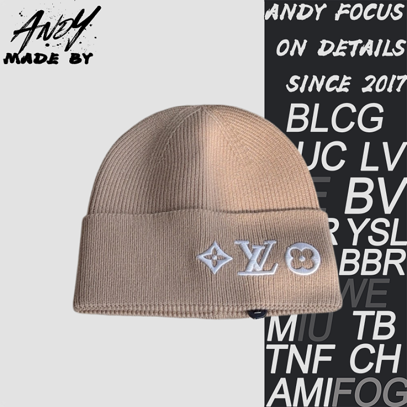 Off-White Knitted Hat