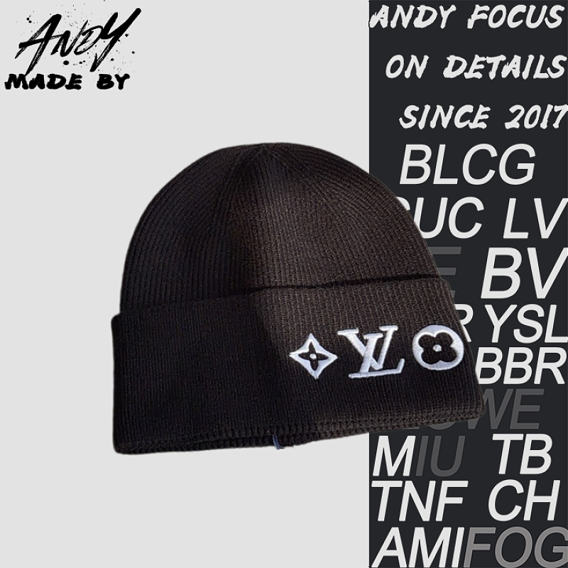 Off-White Knitted Hat