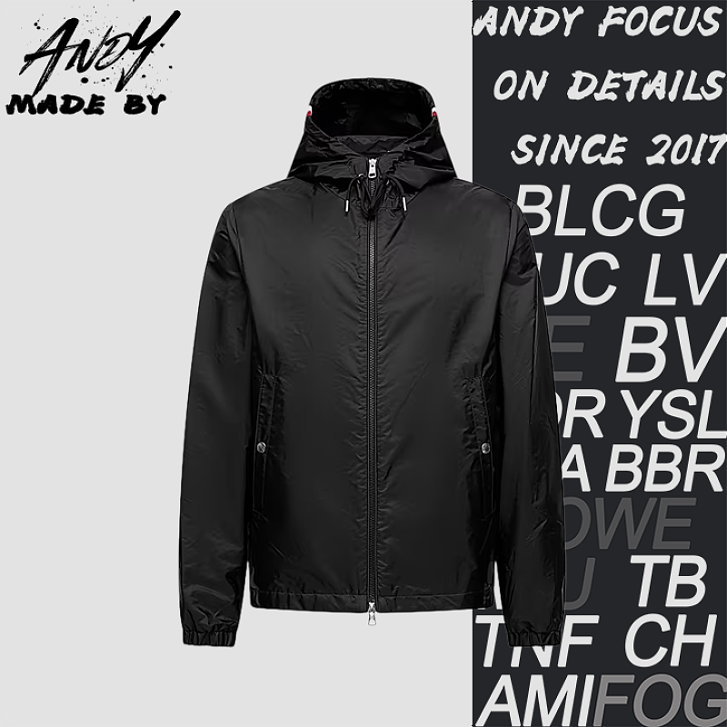 Grimpeurs Hooded Windbreaker
