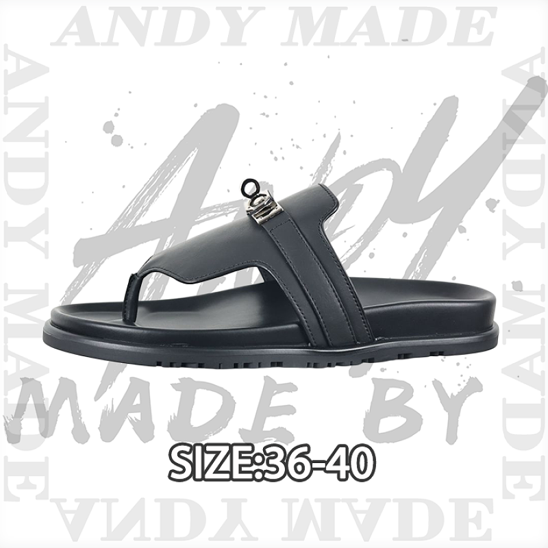 Hermès Goat Leather Flip-flops Black